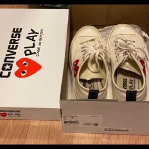 Comme des garçons converse practically new!